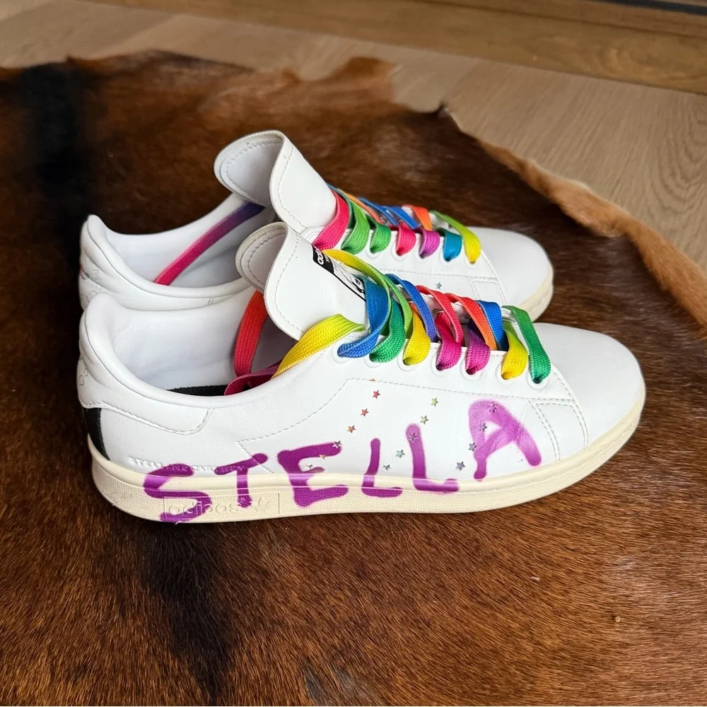 LIKE NEW Adidas x Stella McCartney Stan Smith Sneakers | Rainbow Laces | Women’s - Picture 3 of 8
